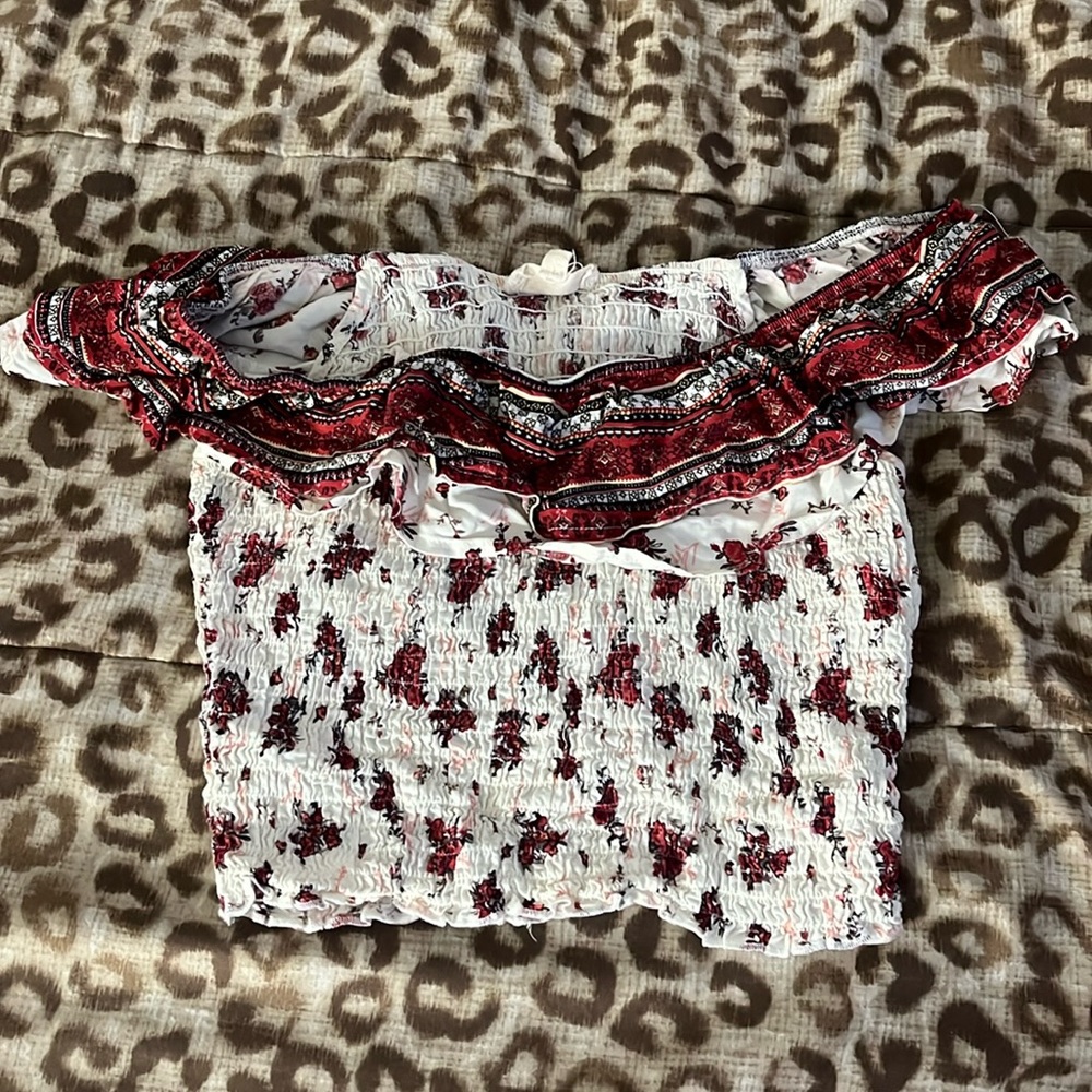 Floral ribbed off the shoulder crop top